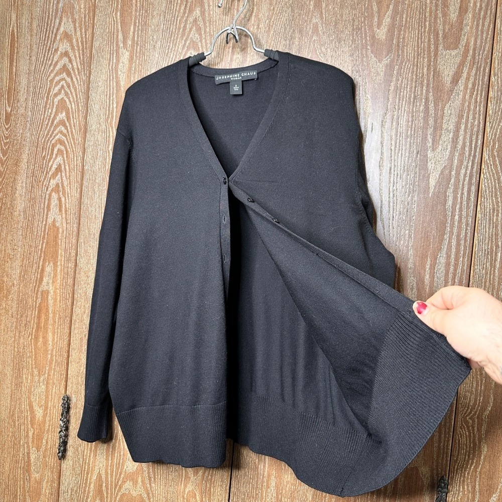 Josephine Chaus Woman Black Silk Blend V-Neck Button Front Cardigan Sweater Sz 2 - Picture 4 of 7